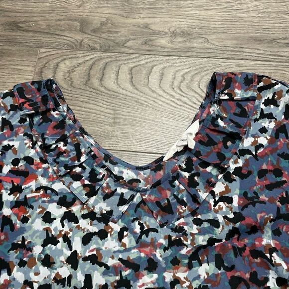 BCBG Blouses Set of 2 Tops Womens Size S - M Loose Fitting Short Sleeve - Picture 2 of 7